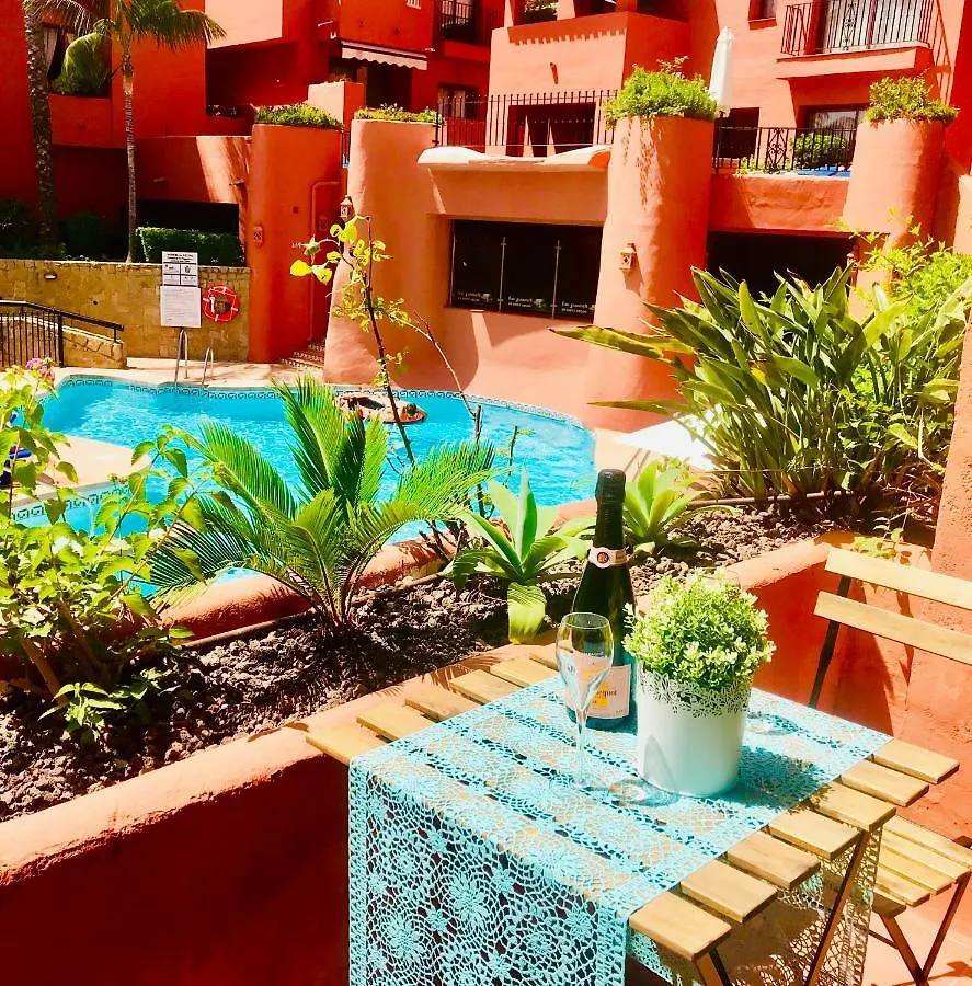 Beachside Apartment In Marbella location
